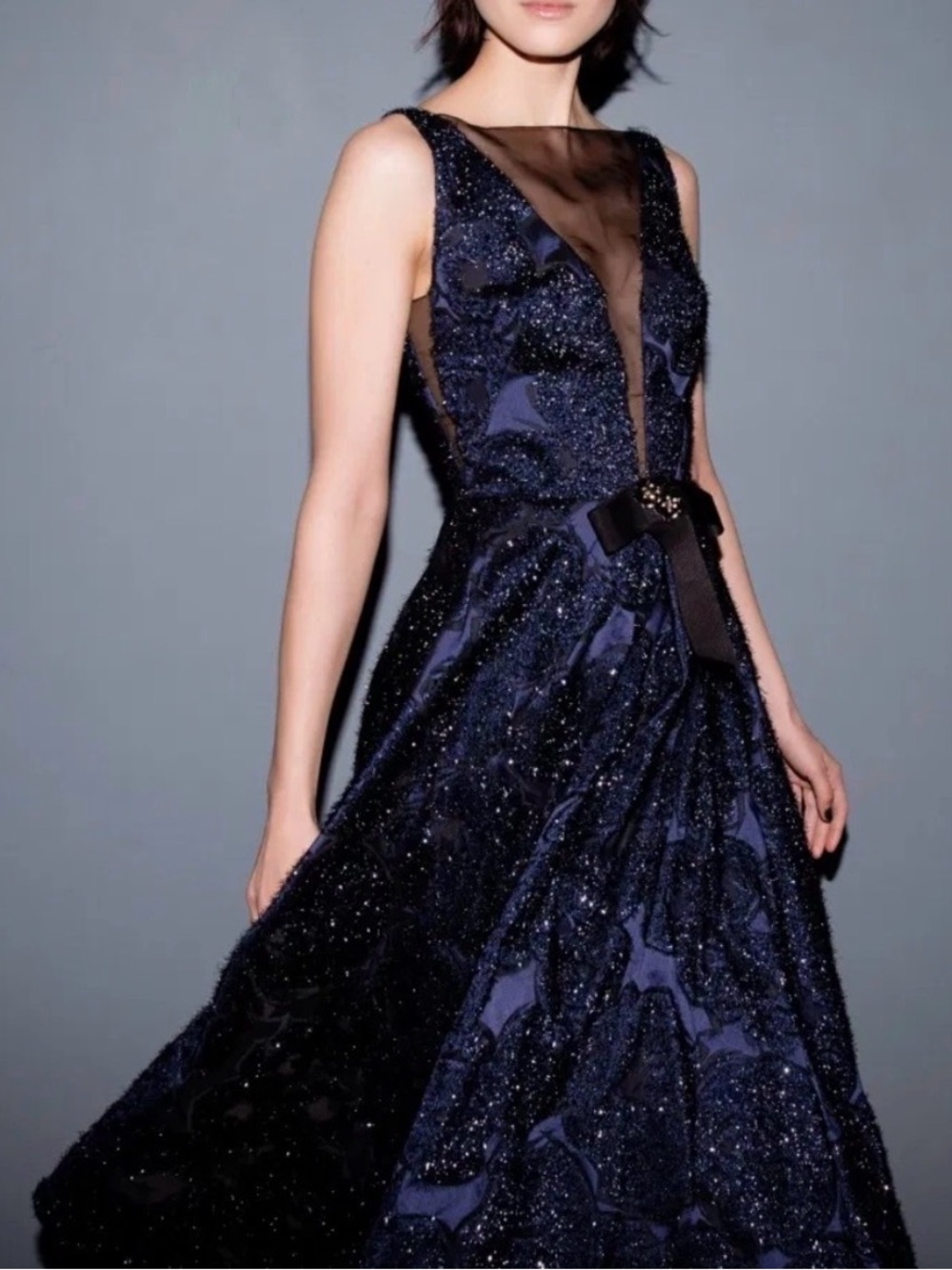 Lela Rose Navy formal runway illusion v-neck dress size 4